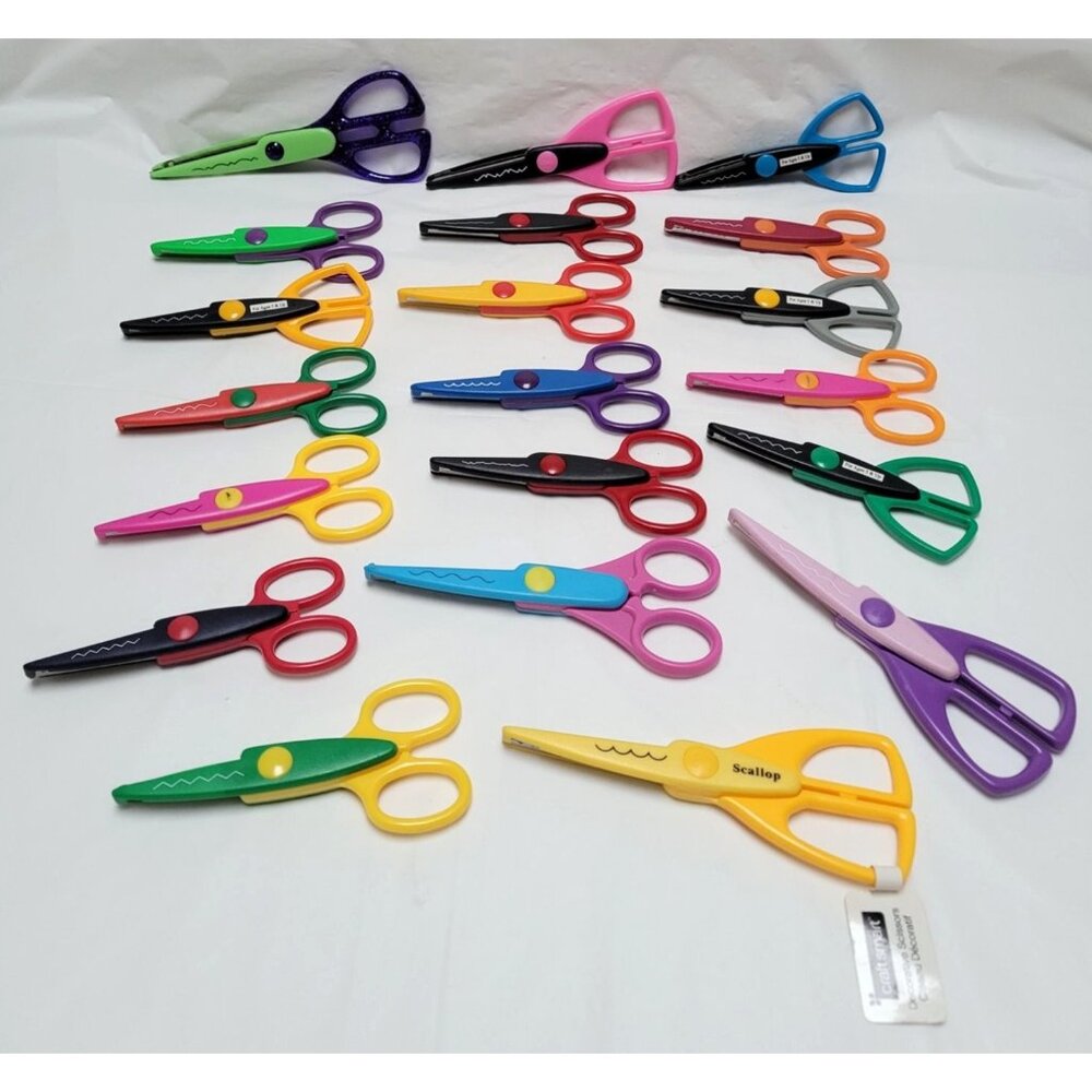 Lot of 20 Decorative Edge Paper Border Scissors for Scrapbooking Crafting